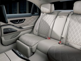 The S-Class リアコンフォートパッケージ